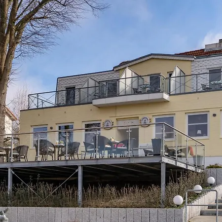 Am Wasserschloss Hotel Glücksburg