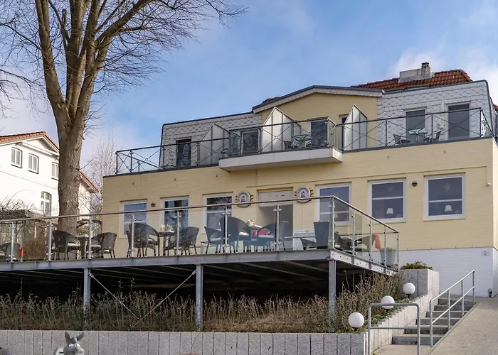 Am Wasserschloss Hotel Glücksburg