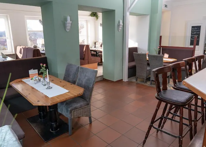 Hotel Am Wasserschloss 3*